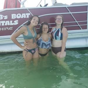 Meet your Posher, Emma